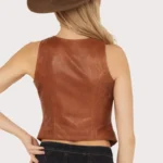 Idyllwind Women's Fitted Button-Down Leather Vest